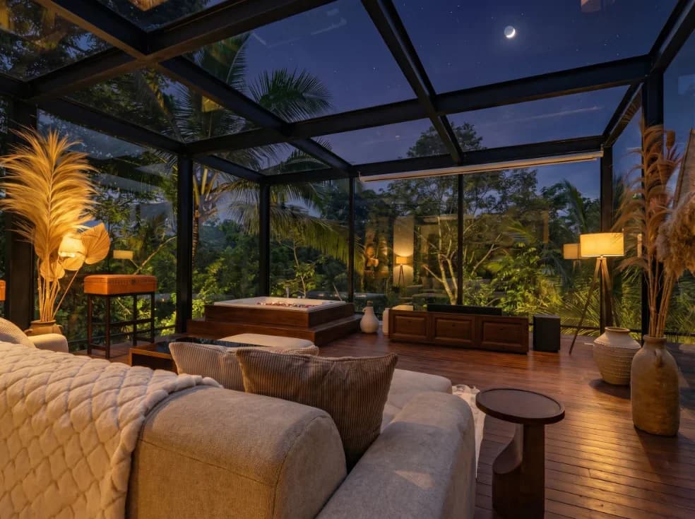 Invisible Villa